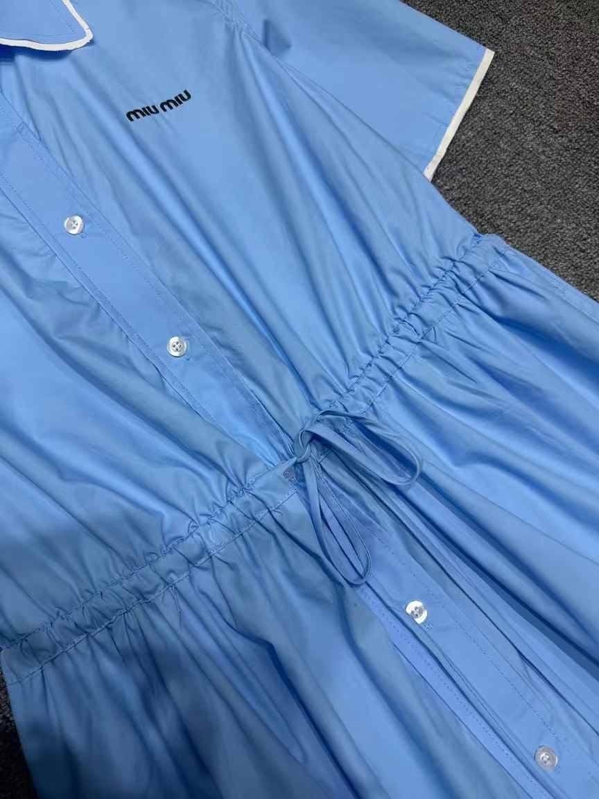 юбка миди с джинсовой курткой,джинсовая юбка миди,джинсовая куртка,мода стиль