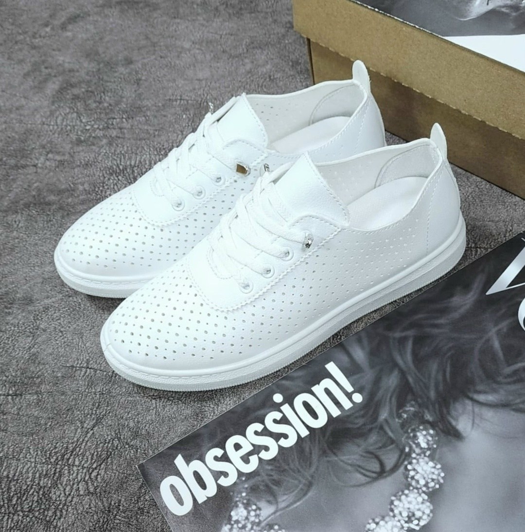 кеды женски,кроссовки женские с перфорацией,кеды с перфорацией,,кеды с перфорацией женские