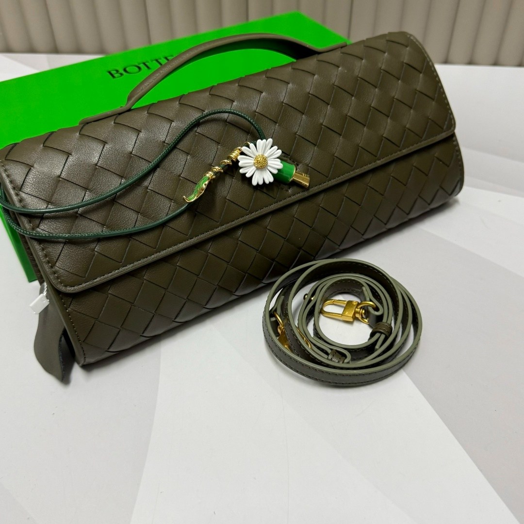 женский кожаный клатч bottega veneta andiamo черный,женская сумка bottega veneta,клатч bottega veneta,bottega veneta сумка,клатч bottega veneta andiamo