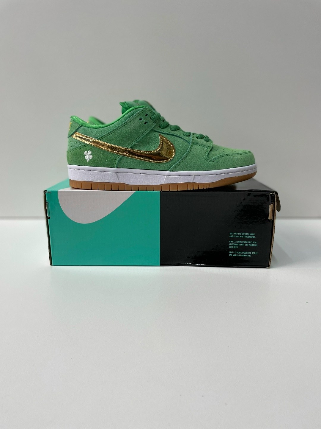 nike sb dunk low st. patrick's day,nike sb dunk low,nike sb dunk low pro st,кроссовки nike sb dunk low,nike sb dunk low pro