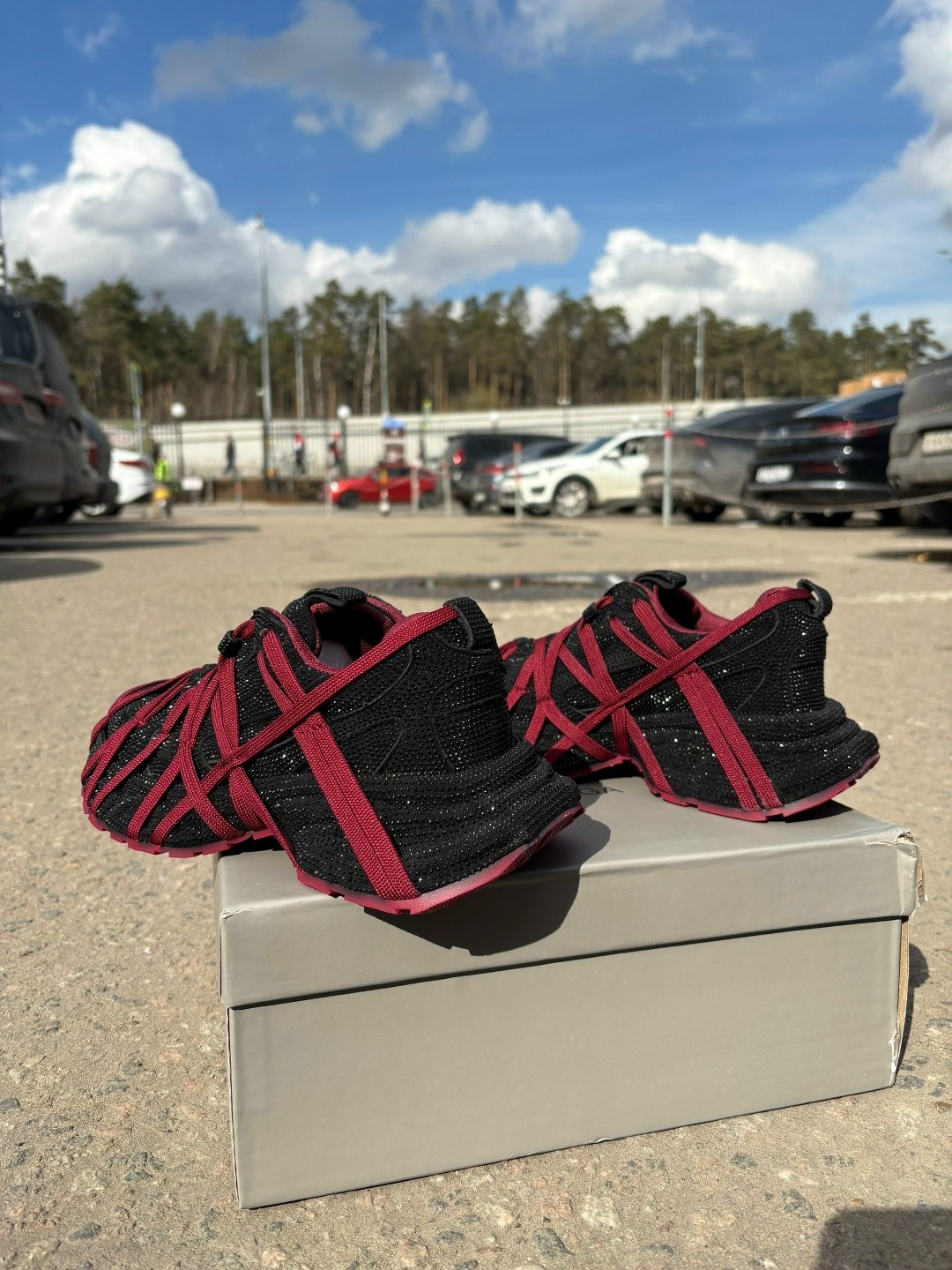 ,кроссовки,женские кроссовки,спортивная ,женская