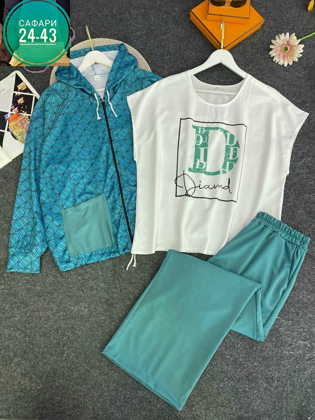 женские костюмы больших размеров,костюм женский тройка,костюм двойка женский большого размера,женский спортивный костюм больших размеров,женский костюм двойка