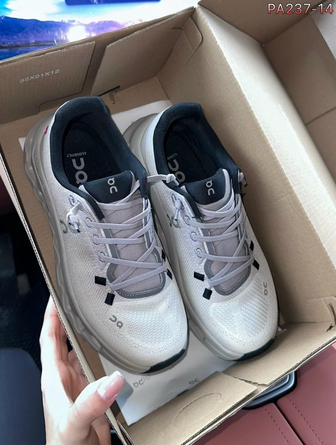 кроссовки wmns cloudtilt 'clove sand' кремовые,кроссовки on wmns cloudtilt 'clove sand',кроссовки cloudtilt on running нейтральный,кроссовки on,