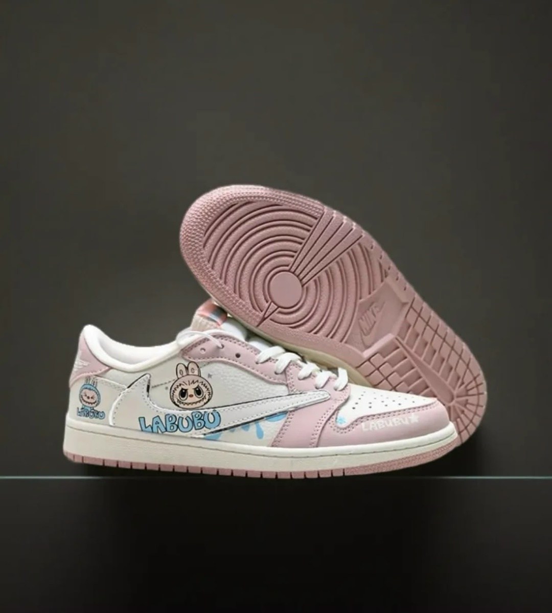 кроссовки nike travis scott x air jordan 1 low,кроссовки,кроссовки air jordan 1 low x travis scott,кроссовки nike air jordan 1 low,nike air jordan 1 low travis scott