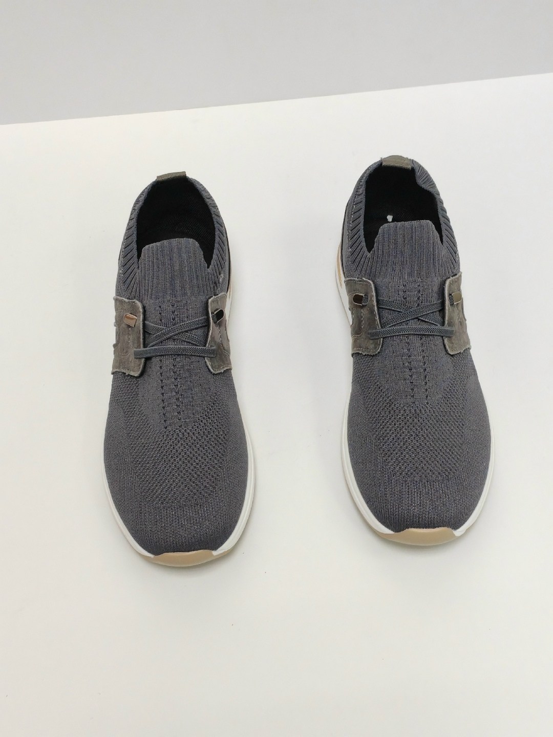 ,кроссовки loro piana,мужская  кроссовки,мужские кроссовки,спортивная