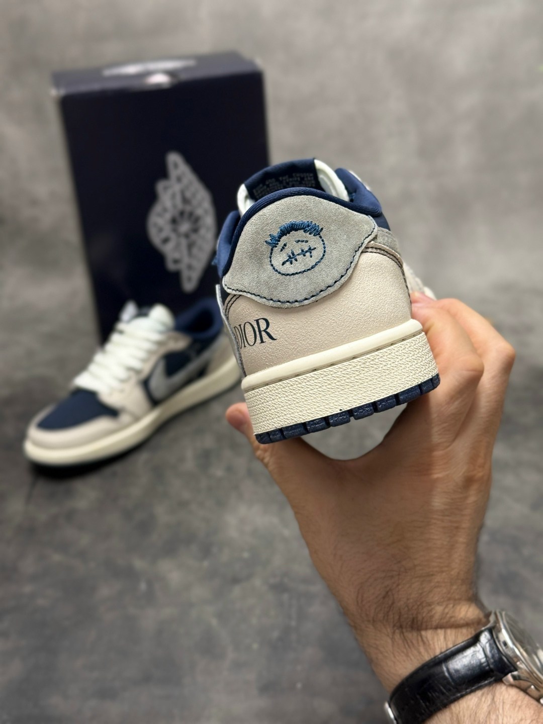 nike air jordan 1 low se craft obsidian,travis scott x fragment x air jordan 1 low,кроссовки air jordan 1 low se craft inside out - obsidian синий,кроссовки,jordan 1 low fragment x travis scott