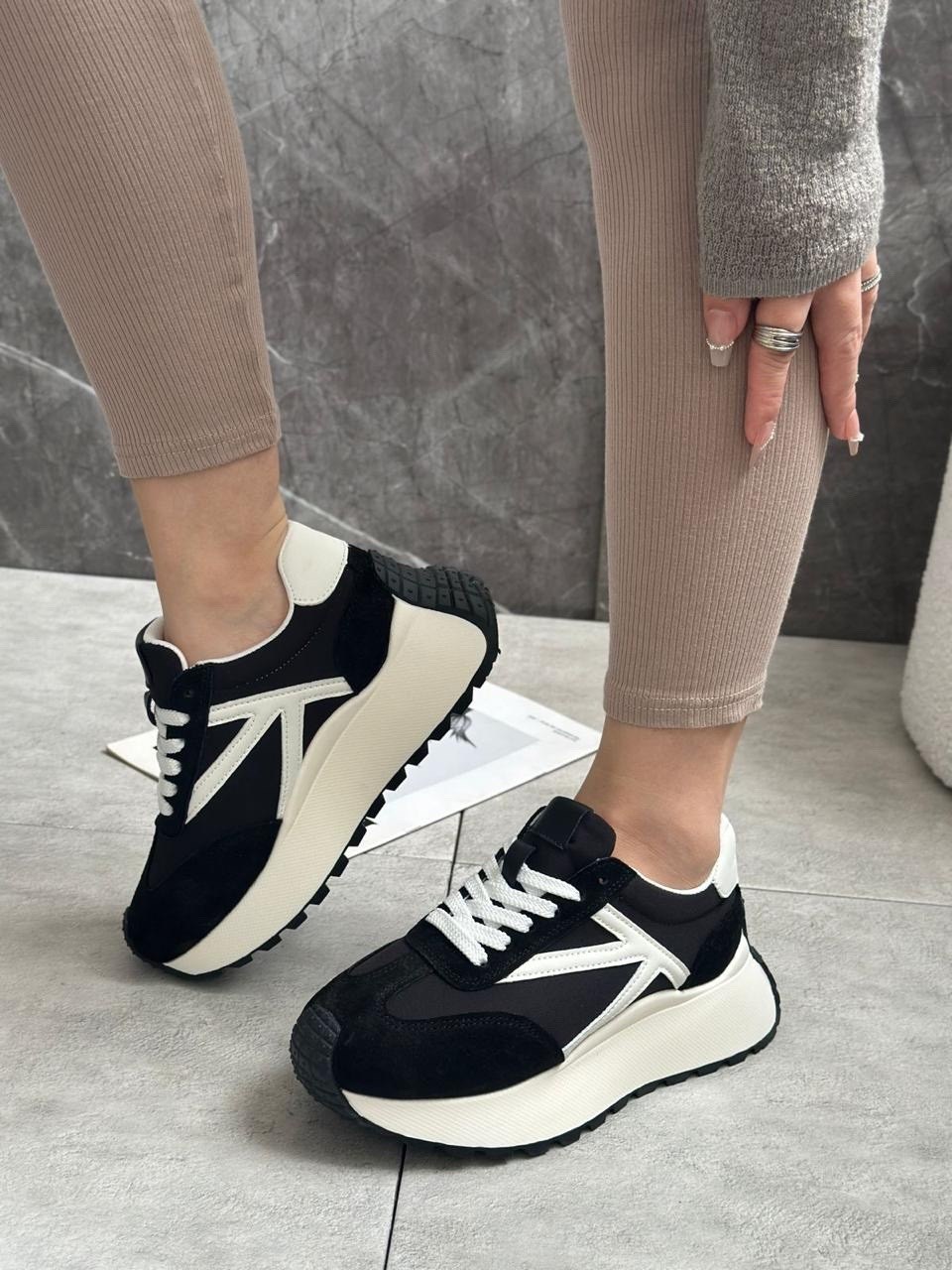 кроссовки женскиe,,кроссовки для женщин,кроссовки модные,кроссовка