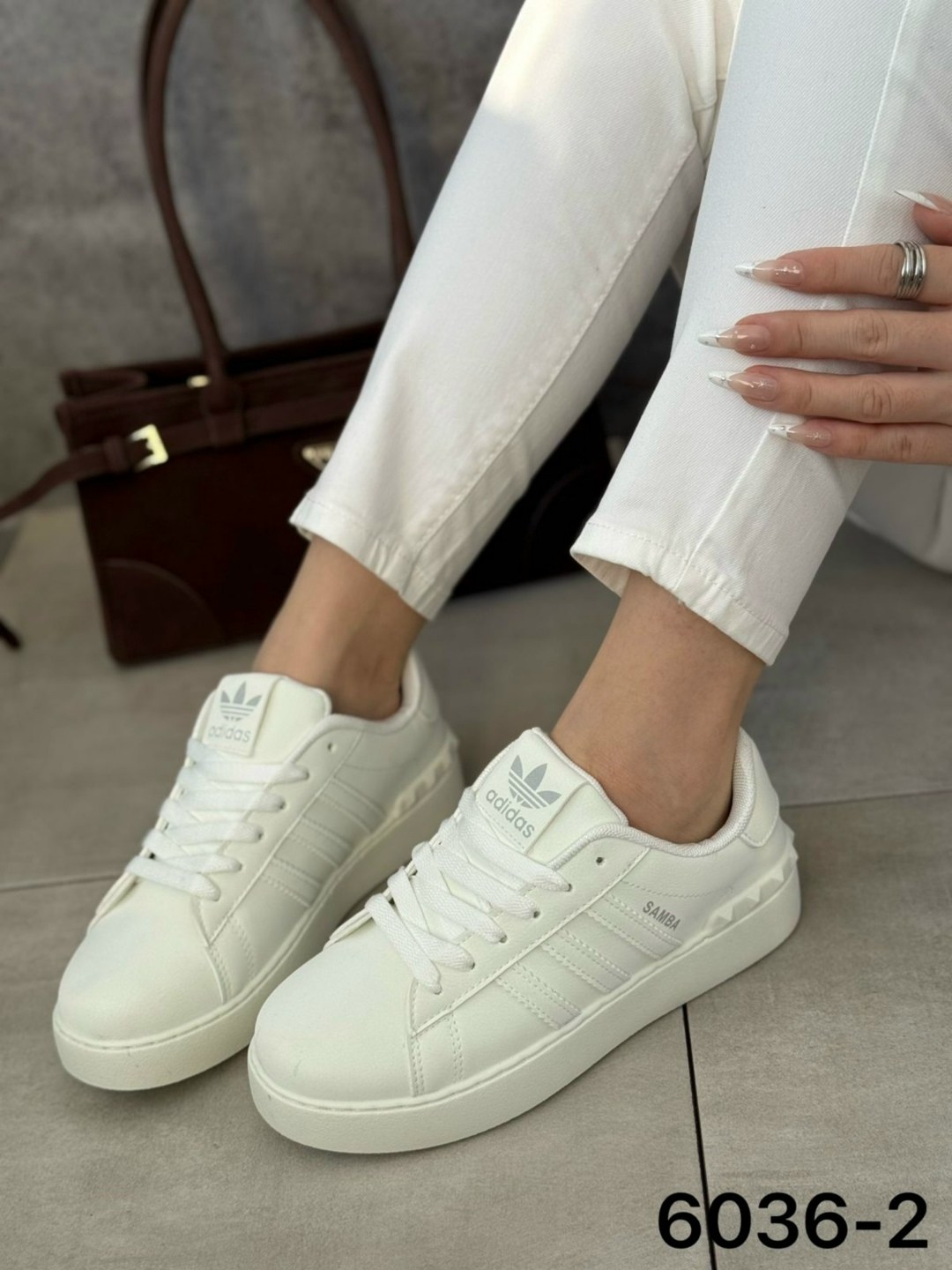 ,женские кроссовки,женская ,модные кроссовки, кроссовки