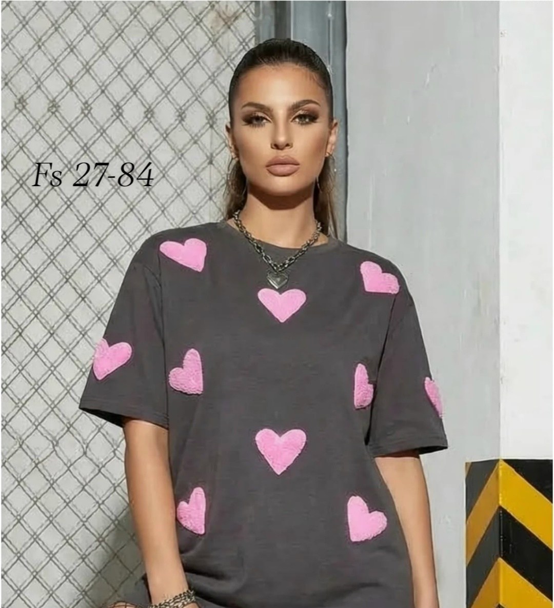 женская футболка,женская футболка оверсайз,оверсайз футболка,футболки оверсайз с принтами,футболка оверсайз с сердечками