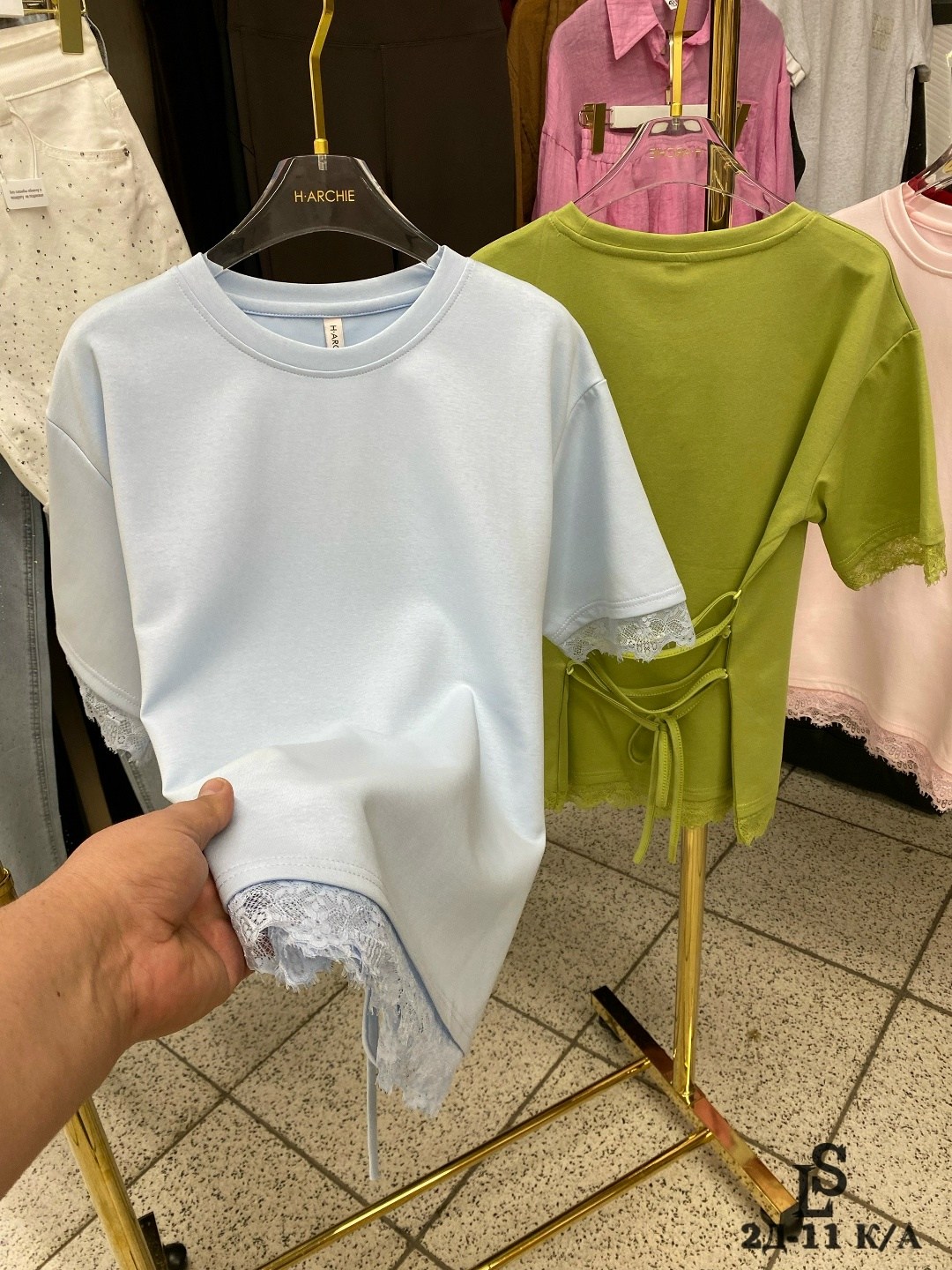 футболка с кружевами,футболка женская,футболки для женщин,футболка женская с кружевом,футболка с кружевными рукавами