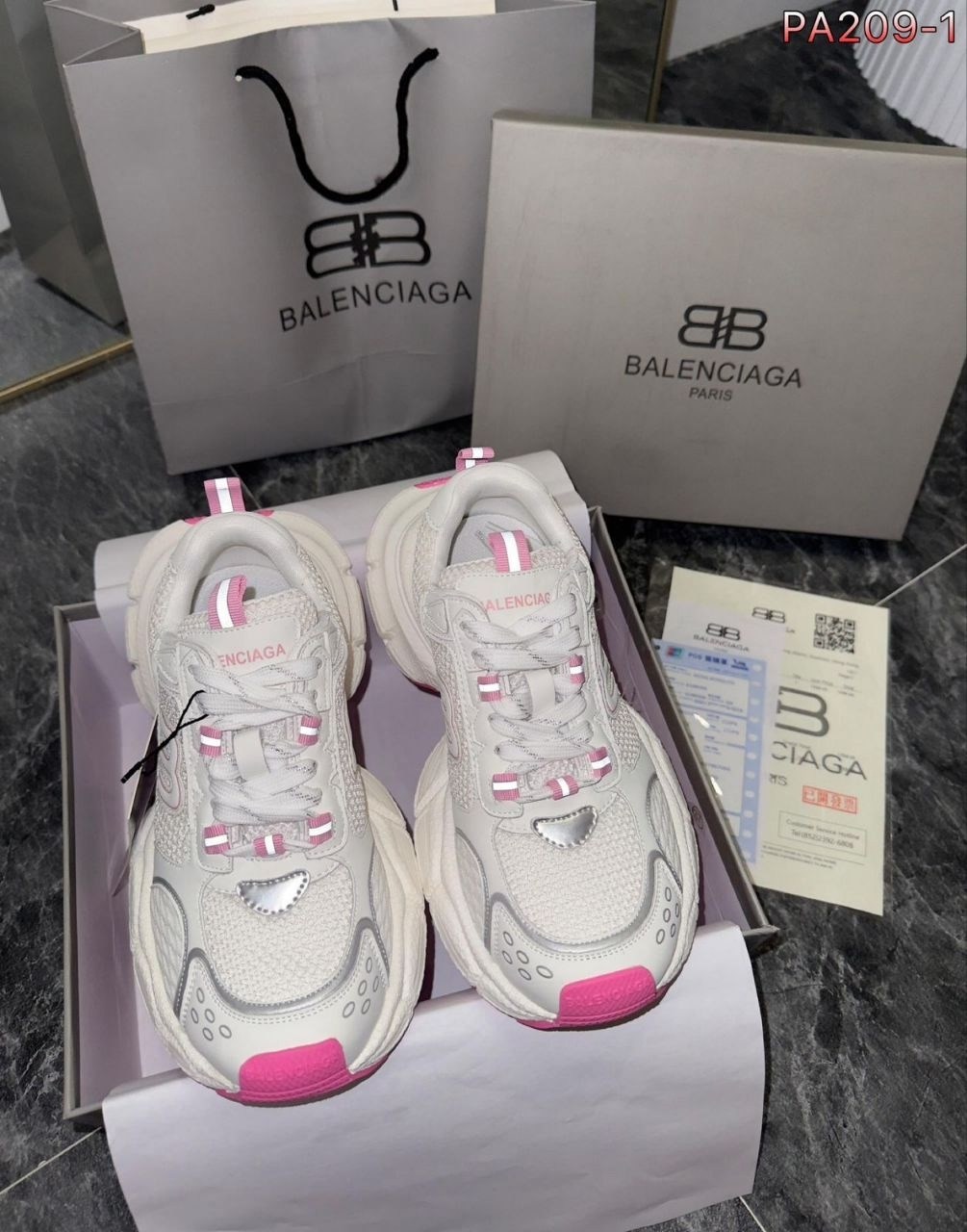 кроссовки женские balenciaga,розовые кроссовки баленсиага track,кроссовки balenciaga,женские кроссовки,кроссовки модные