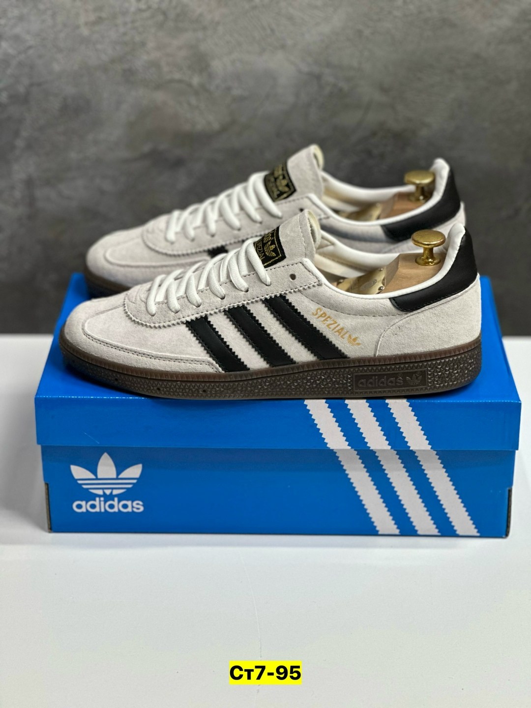 кроссовки adidas spezial,кроссовки adidas samba мужские,кроссовки adidas samba,кроссовки adidas,адидас самба кроссовки