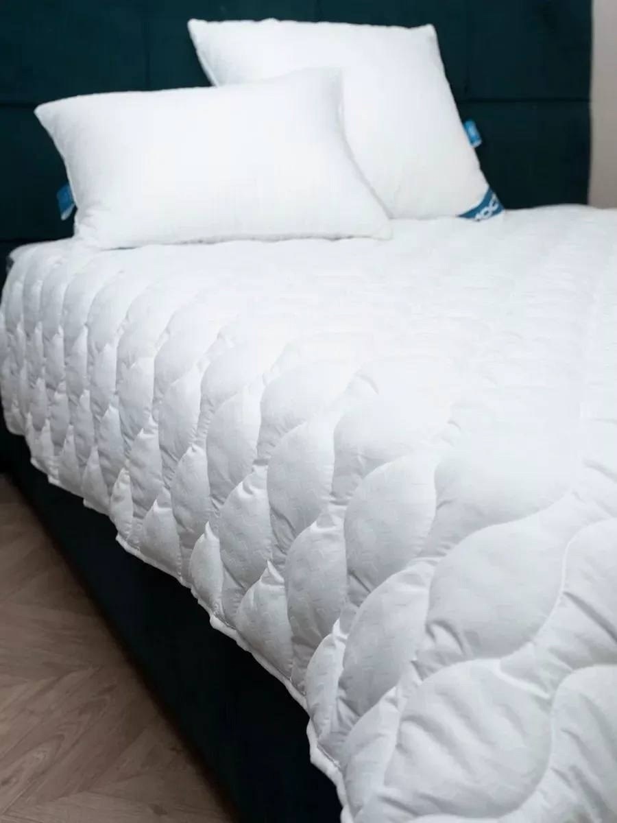 одеяло стеганое,наматрасник стеганый,одеяло белое,комплект одеяло,наматрасник