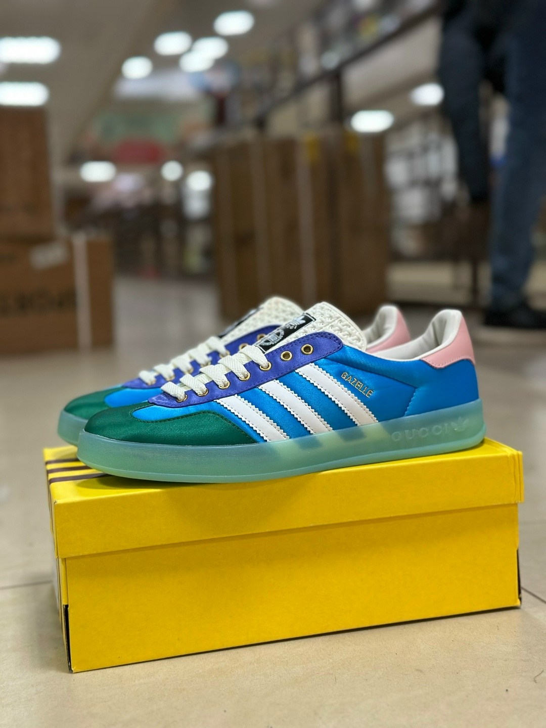 кроссовки adidas,кроссовки gazelle adidas,кроссовки adidas gazelle indoor,gazelle adidas,adidas gazelle indoor