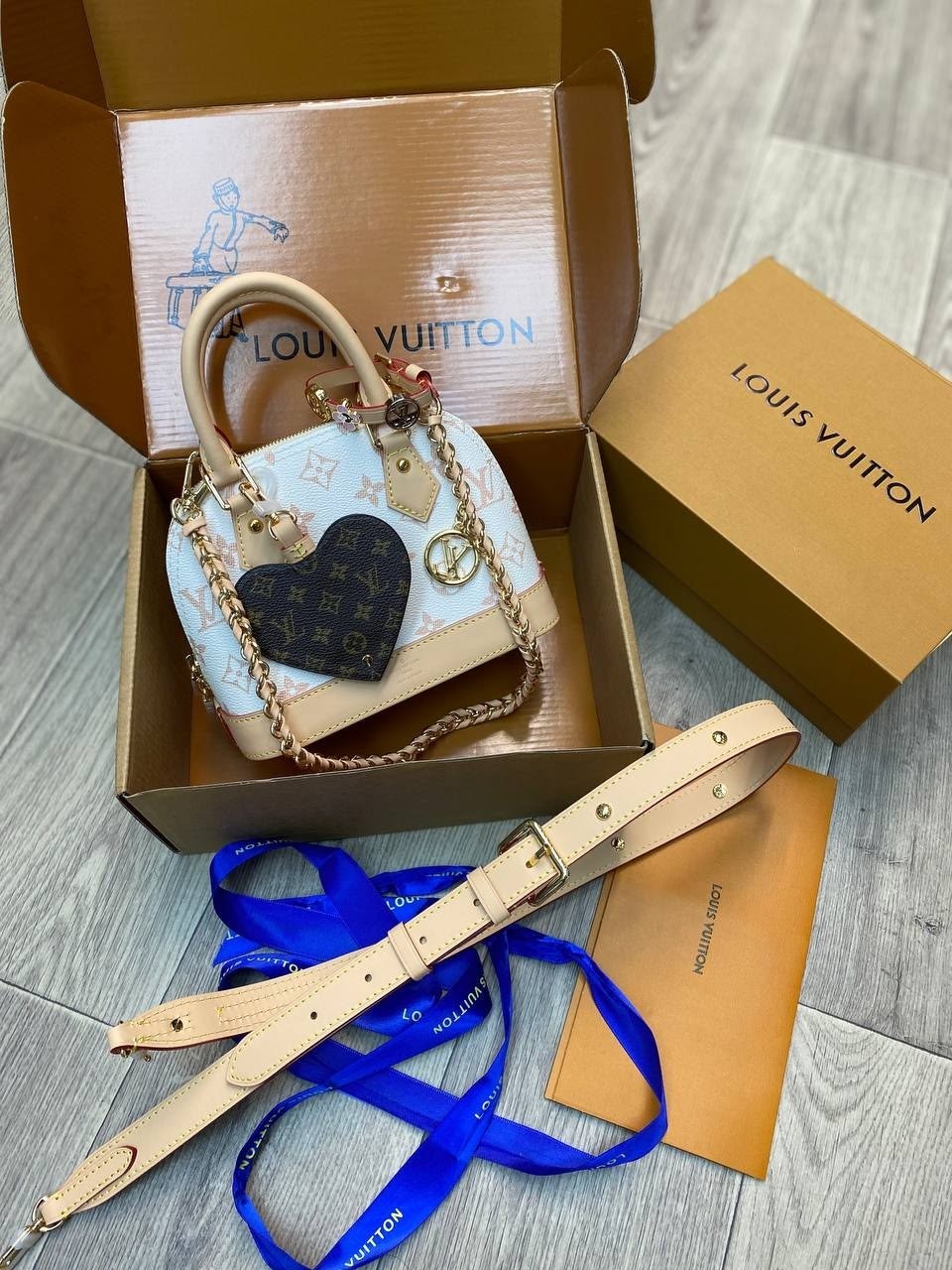сумка женская louis vuitton,сумка louis vuitton,louis vuitton сумка на плечо,сумка на плечо louis vuitton louis vuitton,lv louis vuitton cope 1: 1 2026 женская сумочка