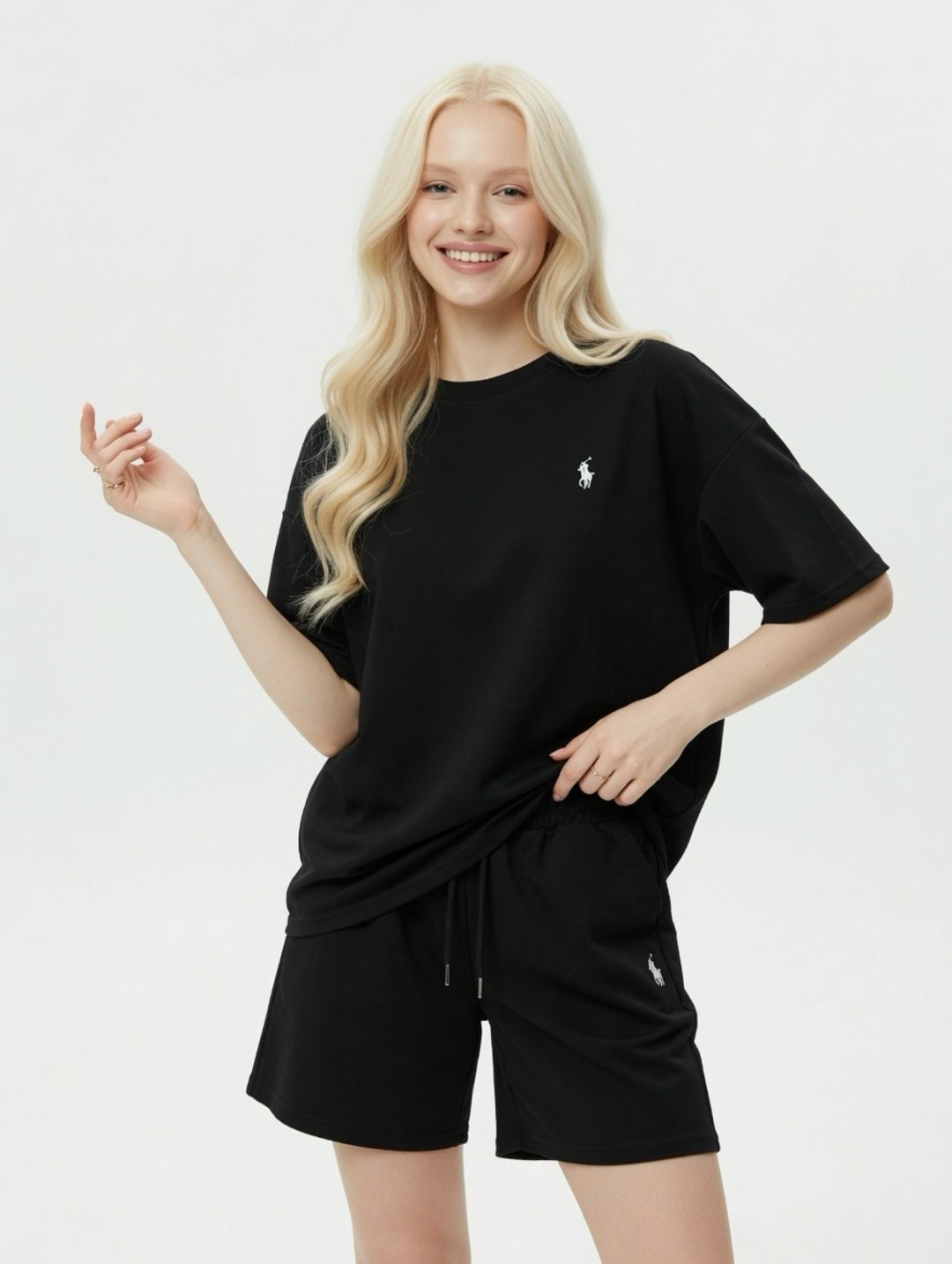 костюм женский белый,белые шорты,трикотажные шорты,шорты женские,укороченная футболка