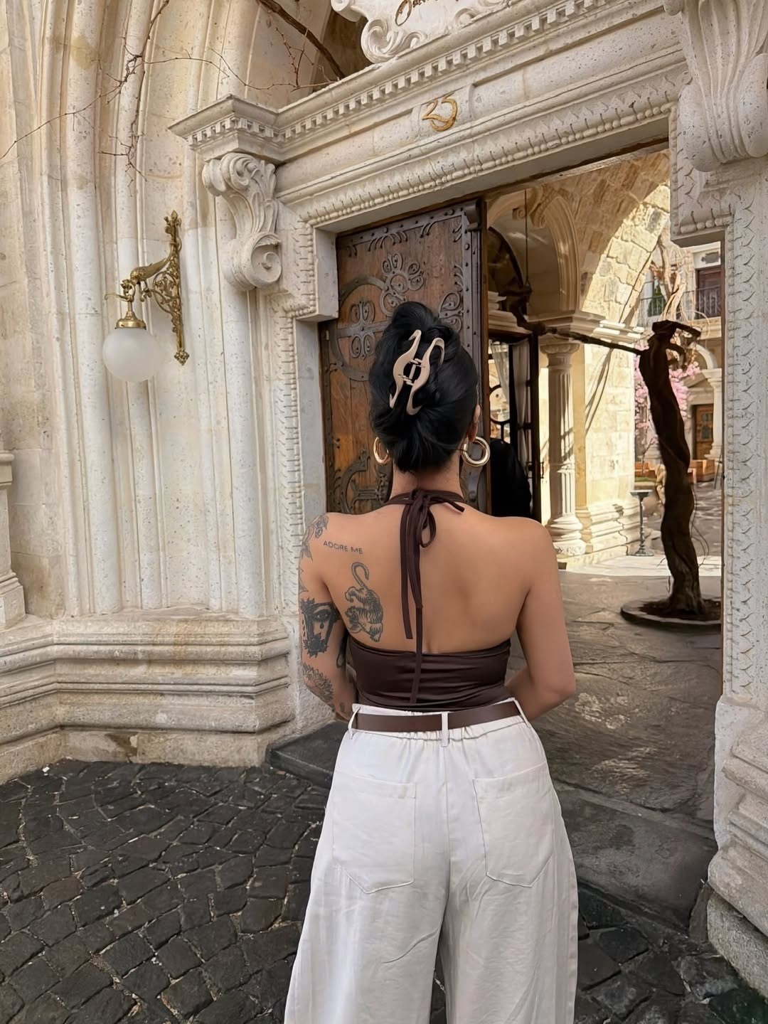 девушка,женщина брюнетка,стильные наряды,dark beauty fashion,черноволосая девушка