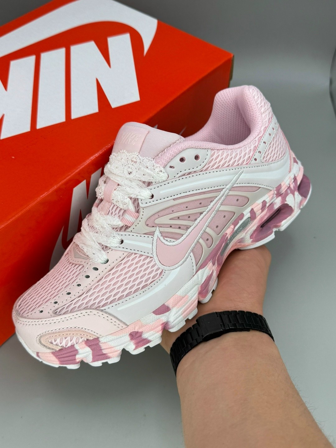 кроссовки nike,кроссовки женские nike,женские кроссовки,кроссовки nike zoom vomero 5,кроссовки nike initiator розовые