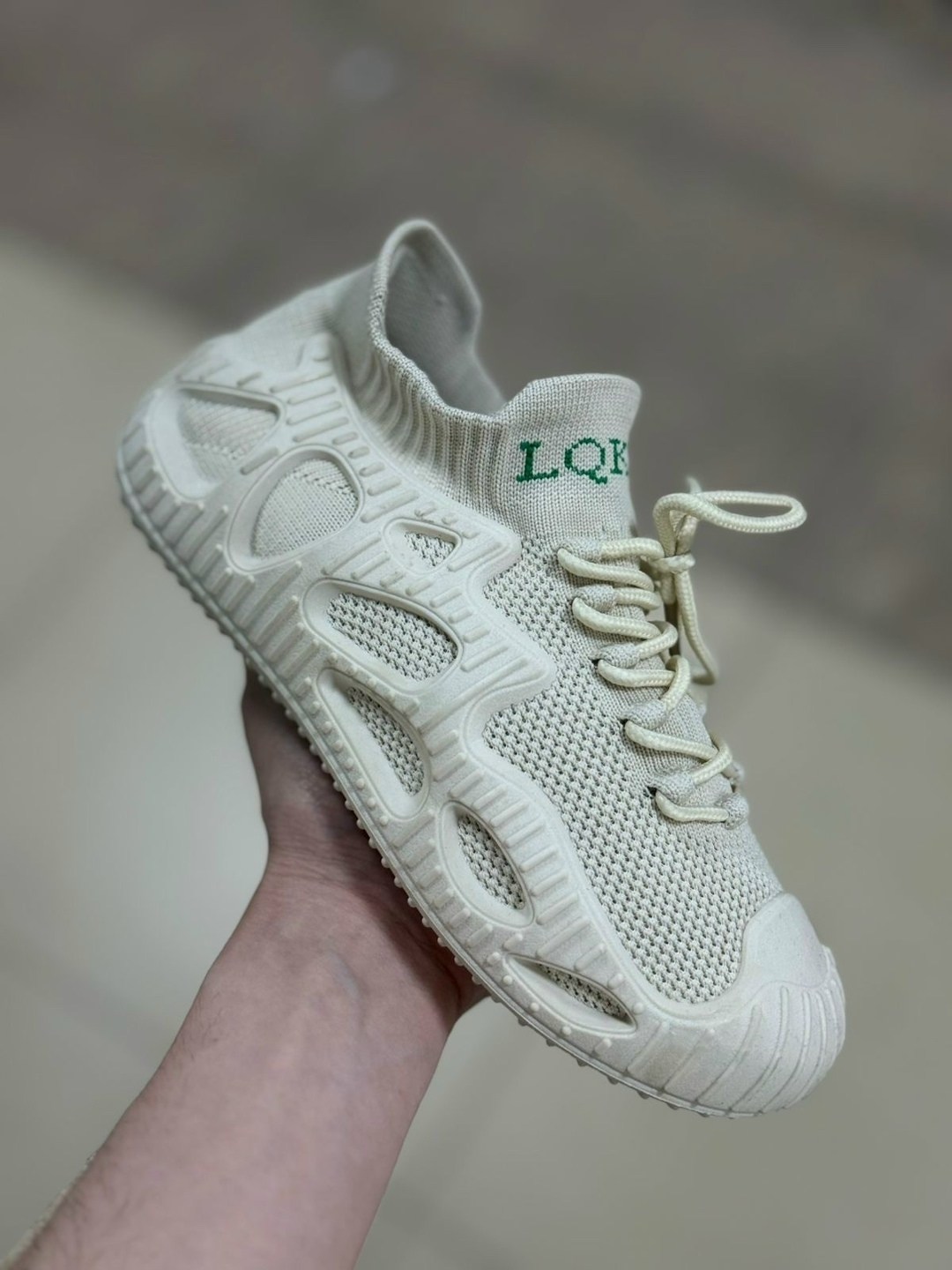 кроссовки,кроссовки текстильные изики,женские кроссовки,спортивная ,повседневные кроссовки