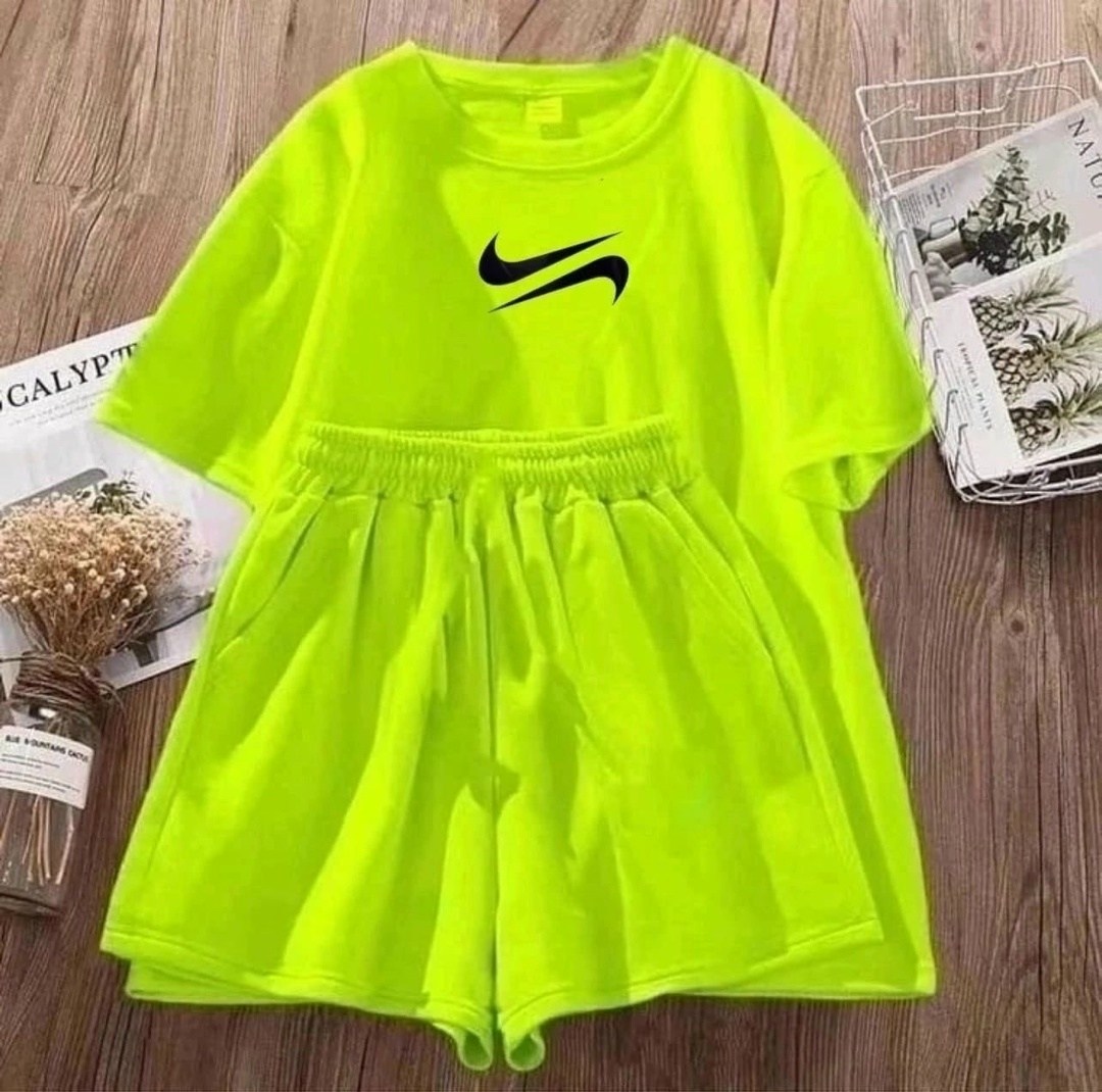 сток одежда,костюм женский,повседневный костюм,одежда женская,костюм для девочек