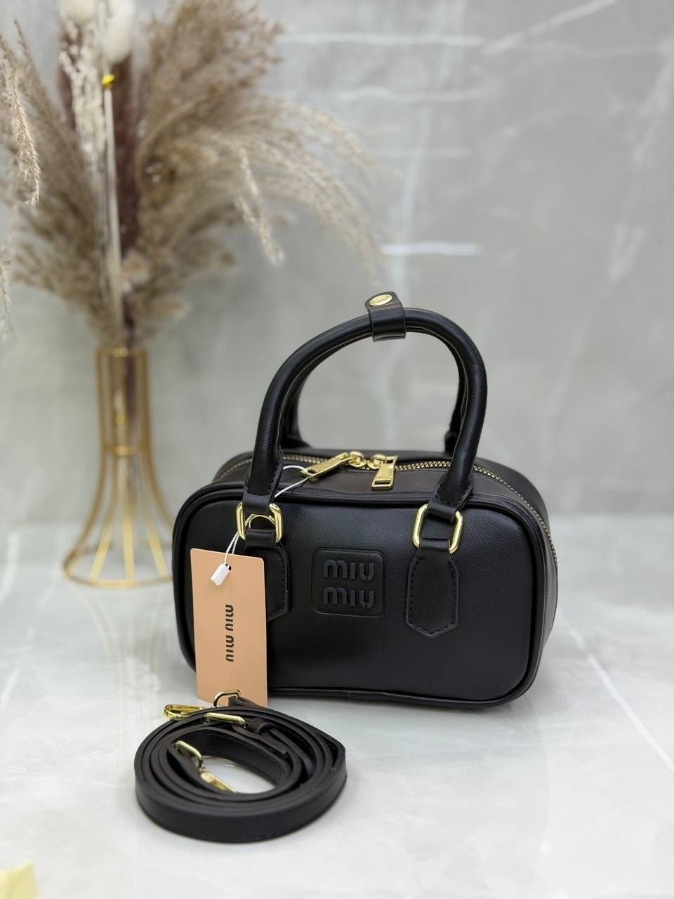 сумка женская miu miu,сумка miu miu,сумка,сумка женская,женская кожаная сумка miu miu arcadie mini белая