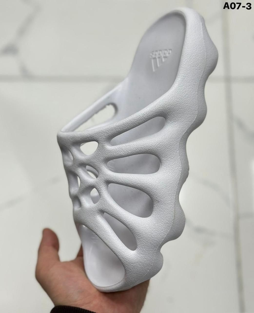 adidas yeezy 450 slide,кроссовки adidas yeezy foam runner,adidas yeezy foam runner,adidas yeezy 450,пляжная