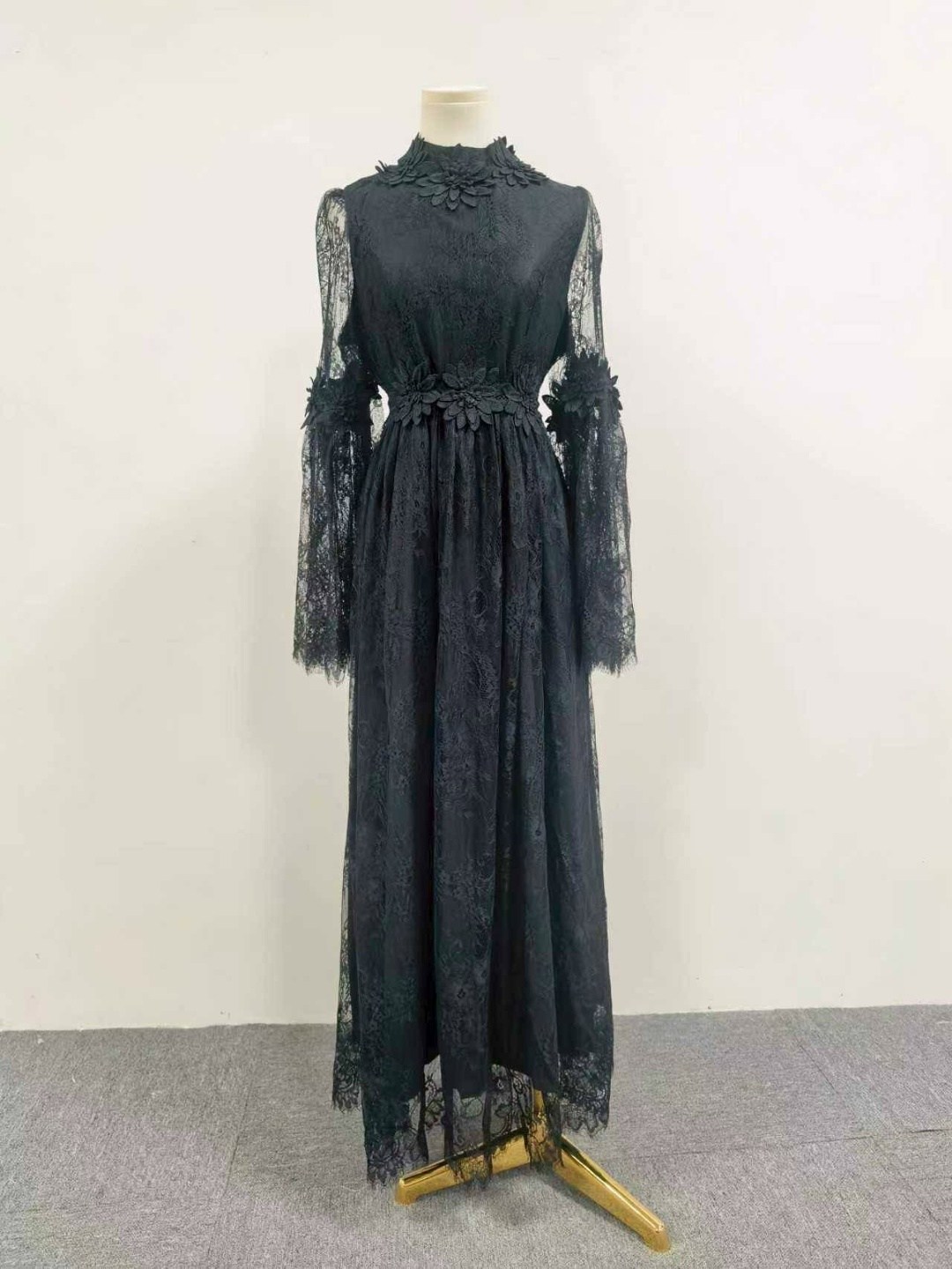 кружевное платье,свадебное платье кружевное,белое кружевное платье,длинное свадебное платье,платье свадебное