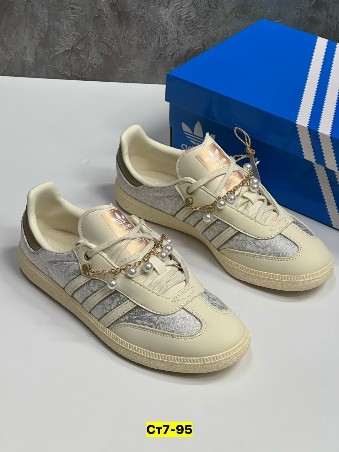 ,кроссовки adidas,кроссовки женские adidas,кеды adidas originals samba og,кроссовки мужские adidas gazelle