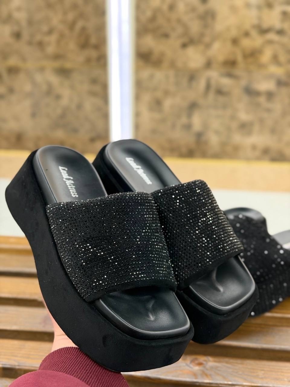 ,шлепки на платформе,женские шлепанцы на платформе,шлепанцы на платформе,женские шлепанцы