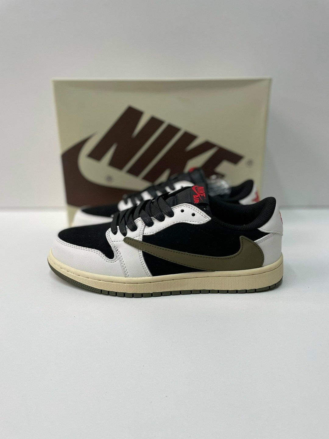 кроссовки nike air jordan travis scott,кроссовки nike air jordan 1 travis scott,кроссовки nike travis scott air jordan 1 low,кроссовки nike air jordan 1 low travis scott olive,nike air jordan 1 low tr