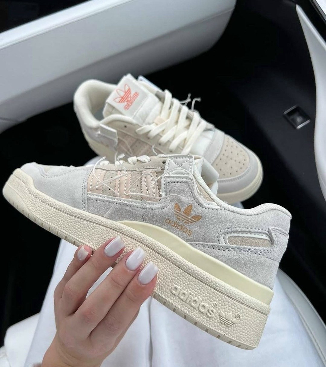 женские кроссовки adidas,кроссовки adidas,adidas forum low 84 бежевый лайт,женские кроссовки,бежевые кроссовки