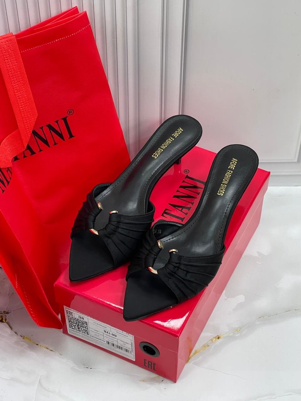 ,мюли женские,мюли на каблуке,туфли yves saint laurent,туфли saint laurent