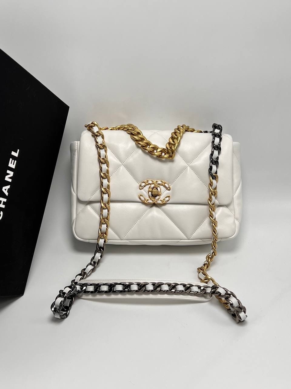 женская сумка chanel,chanel сумка,сумка шанель,сумка шанель белая,сумочка шанель