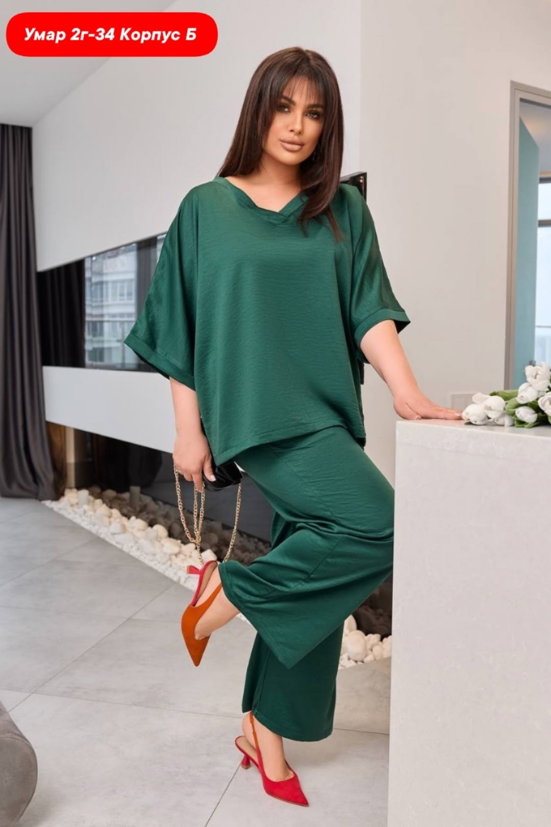 костюм брючный зелёный шёлковый agata-п-2249/1,костюм двойка шелк,костюм леди агата п-2249/1 изумрудный,костюм женский,женский костюм двойка шелк