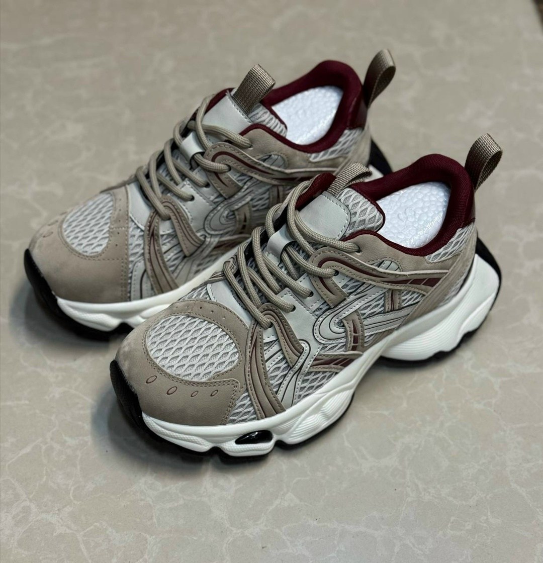 женские кроссовки,кроссовки balenciaga,массивные кроссовки,,спортивная