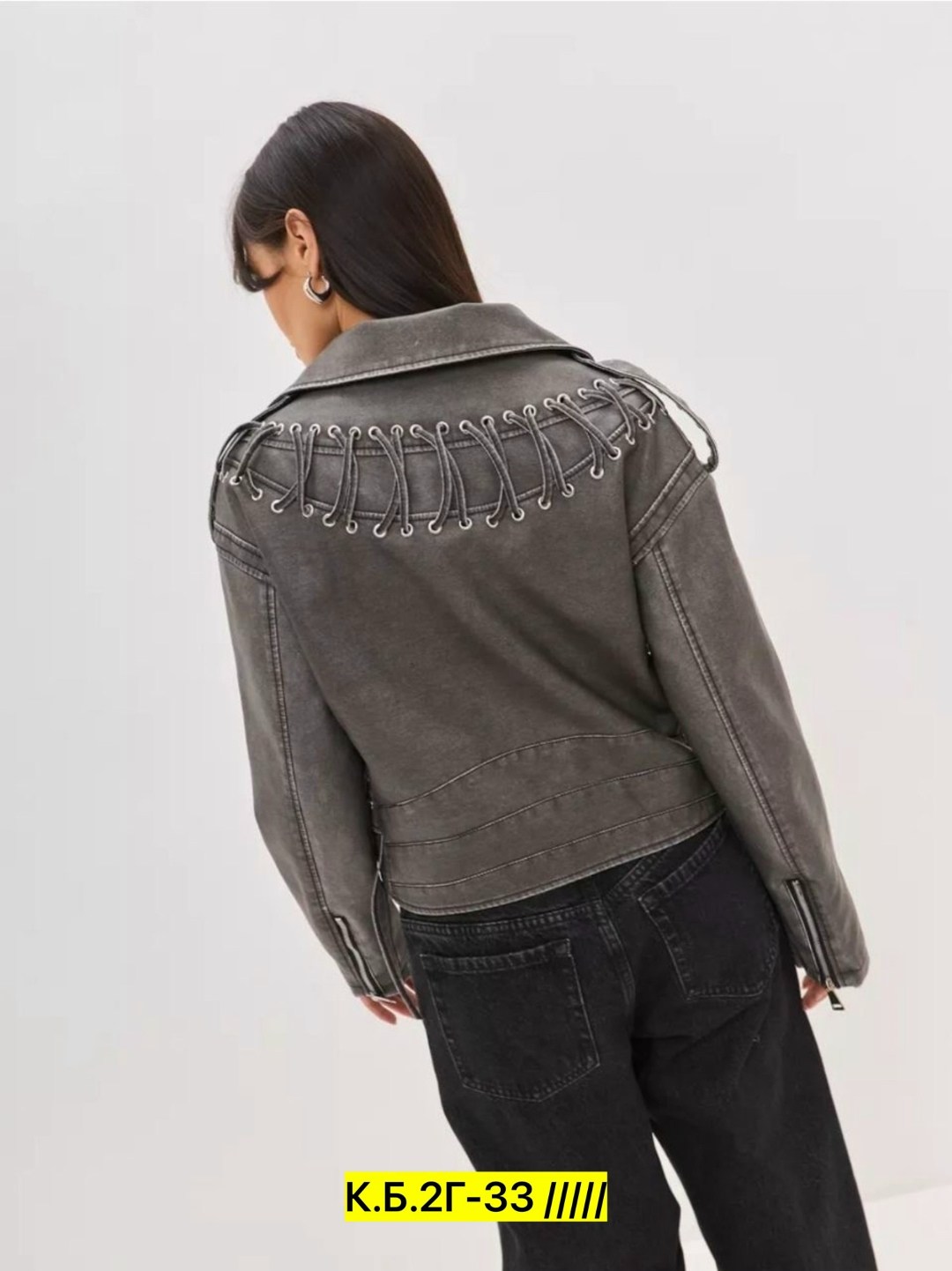 косуха серая,кожаная куртка,косуха серая оверсайз кожаная куртка винтажная,кожаная куртка косуха janna banana цвет серый,куртка косуха