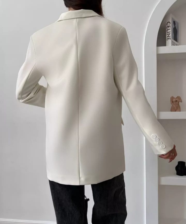 пиджак оверсайз удлиненный чикабосс цвет белый молочный,женский пиджак оверсайз удлиненный чикабосс 230102374,пиджак оверсайз удлиненный чикабосс 230102374,белый пиджак оверсайз,пиджак оверсайз удлине