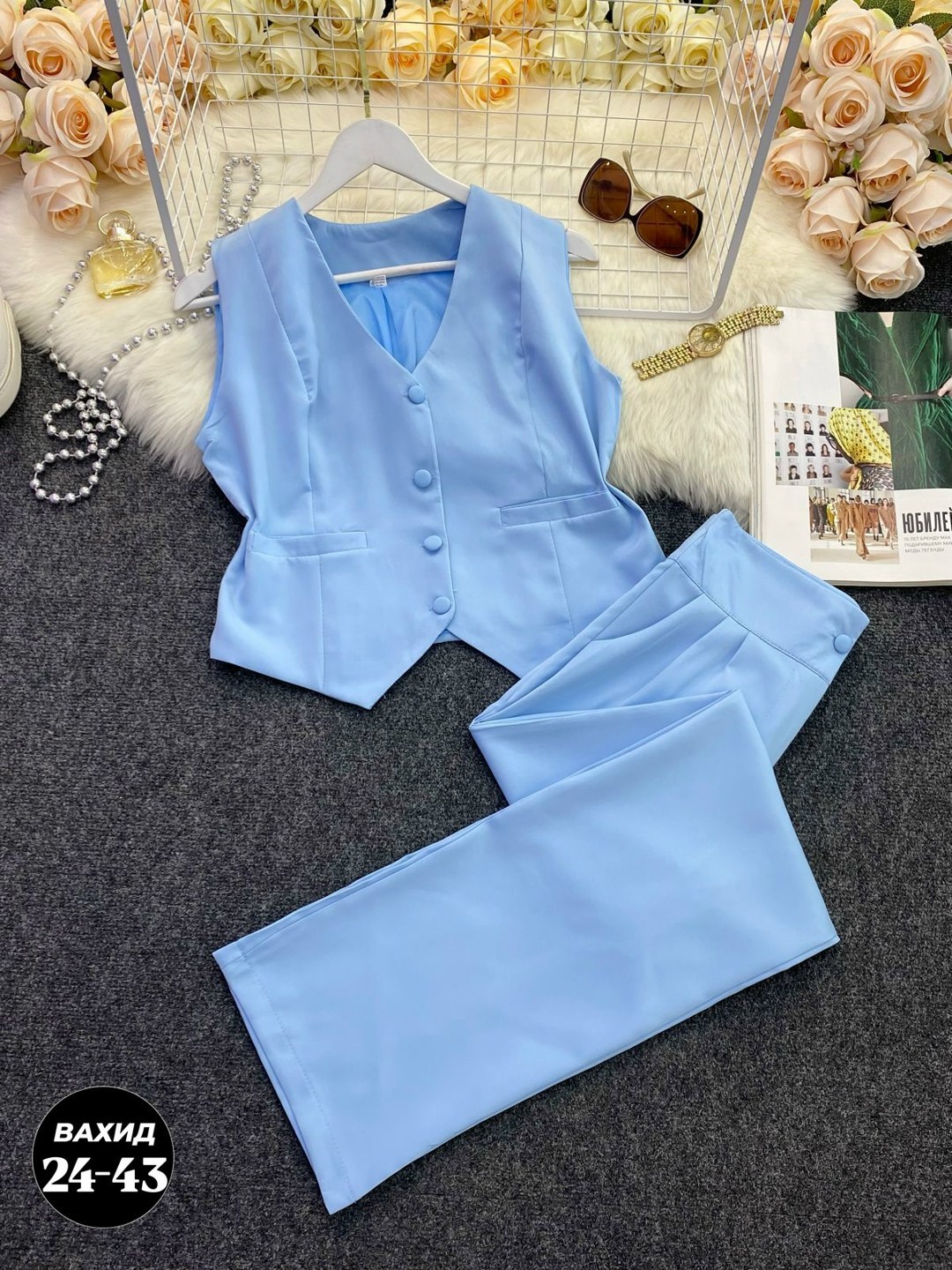 брючный костюм элегантный,костюм с жилетом,брючные костюмы женские,женский офисный костюм из жилета и брюк,женские костюмы