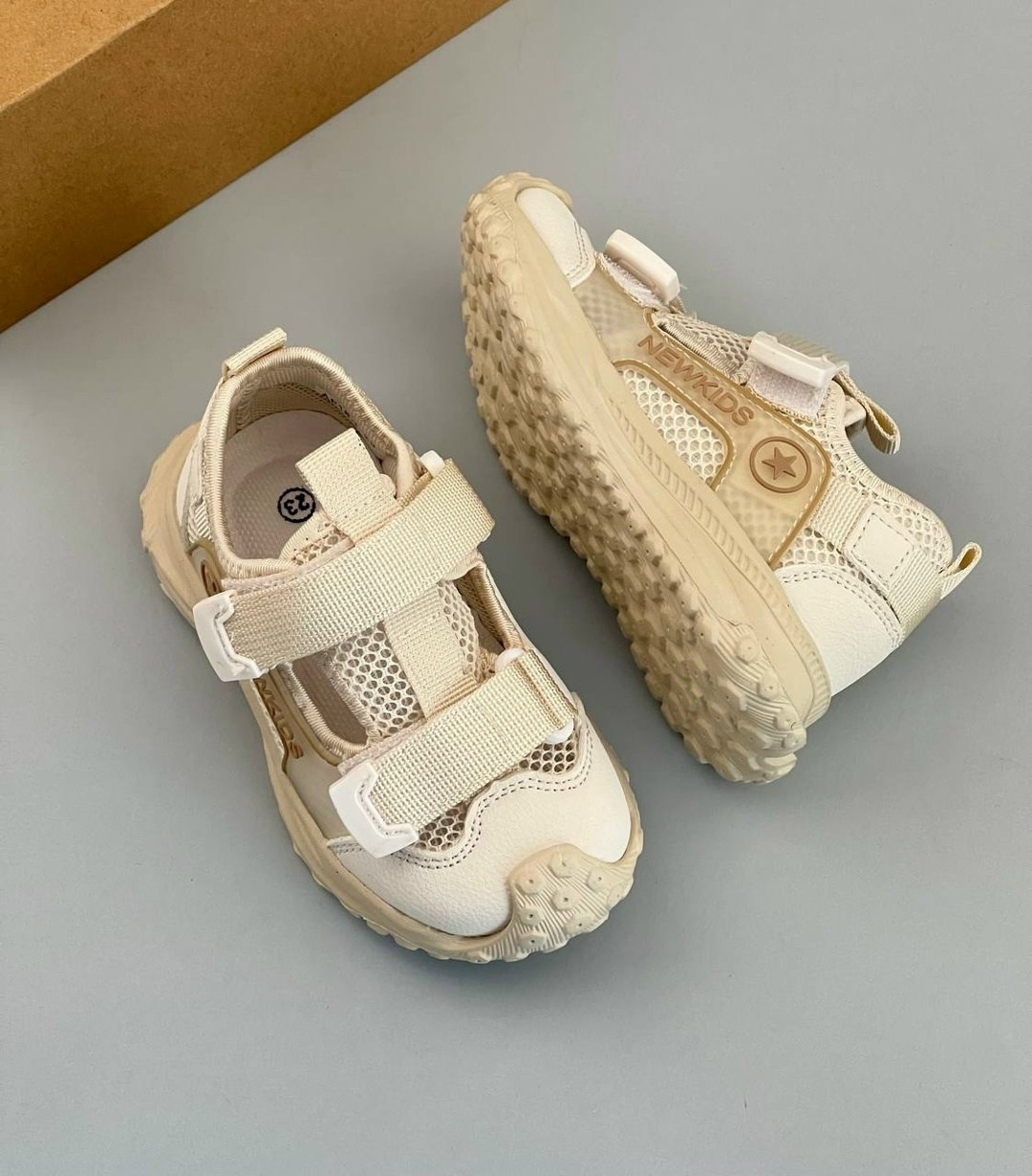 детские сандалии,кроссовки детские,детская ,босоножки детские,сандалии для девочек