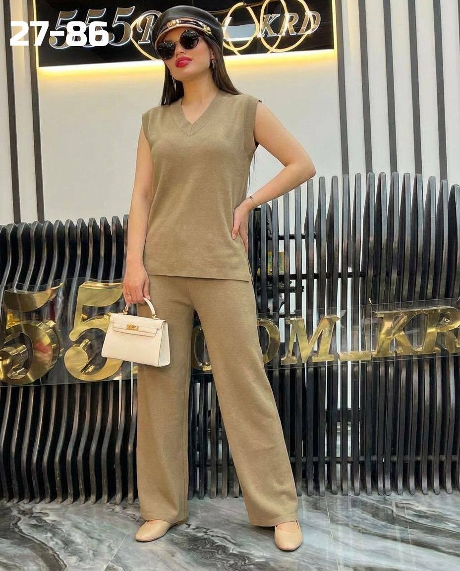 костюм трикотажный,женские костюмы,костюм женский тройка,жилетка женская,костюм с брюками