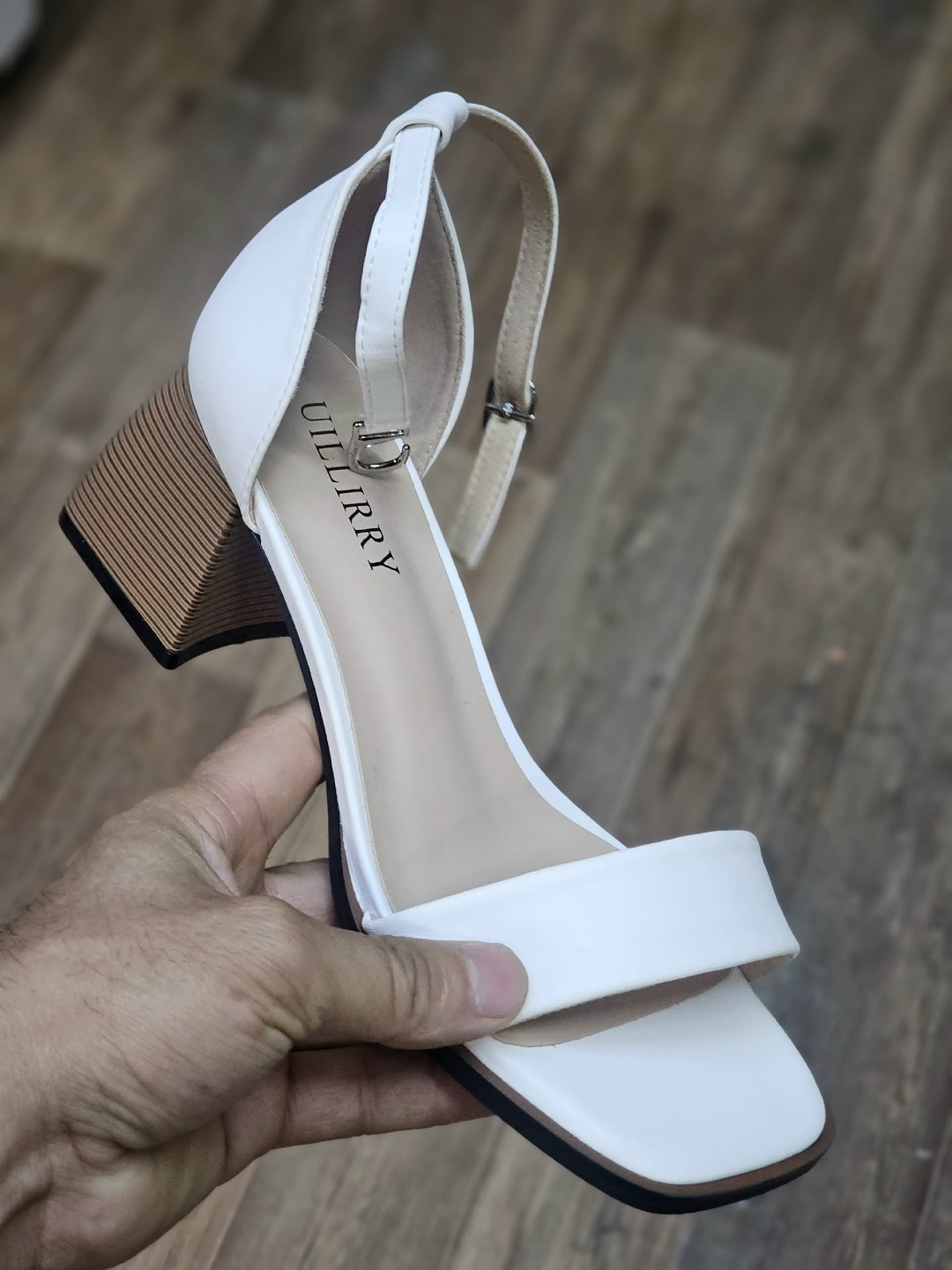 женские босоножки,босоножки,босоножки на каблуках,стильные босоножки,босоножки летние