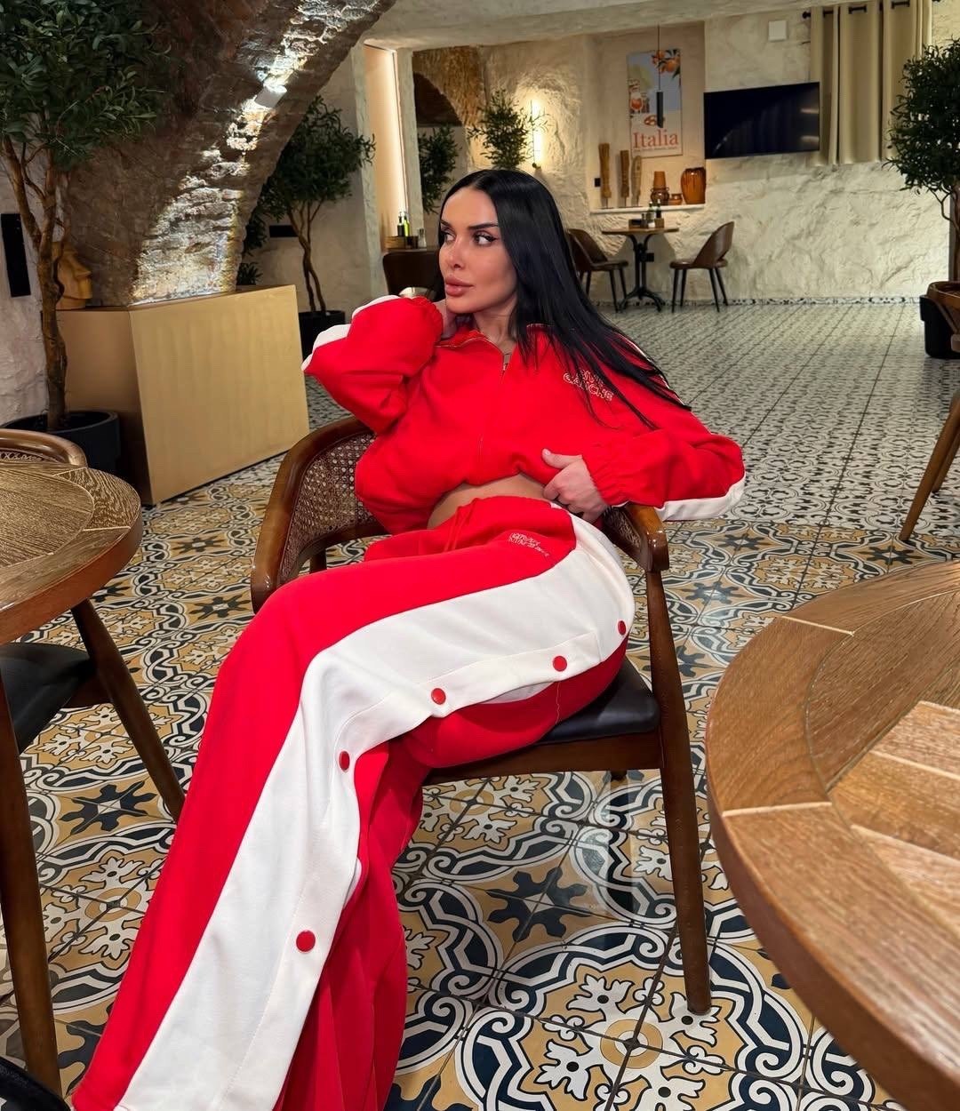 стильные костюмы,женский спортивный костюм,женский костюм,спортивный костюм,костюм