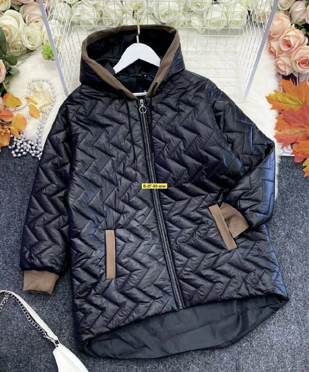 стеганая куртка с капюшоном 64-72,куртка демисезонная женская,куртка женская,удлиненная куртка,куртка
