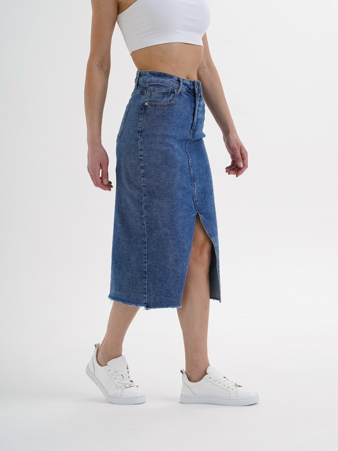 юбка миди джинсовая с разрезом спереди ниже колен,юбка джинсовая,юбка джинсовая миди,джинсовая юбка миди с разрезом,джинсовая юбка с разрезом