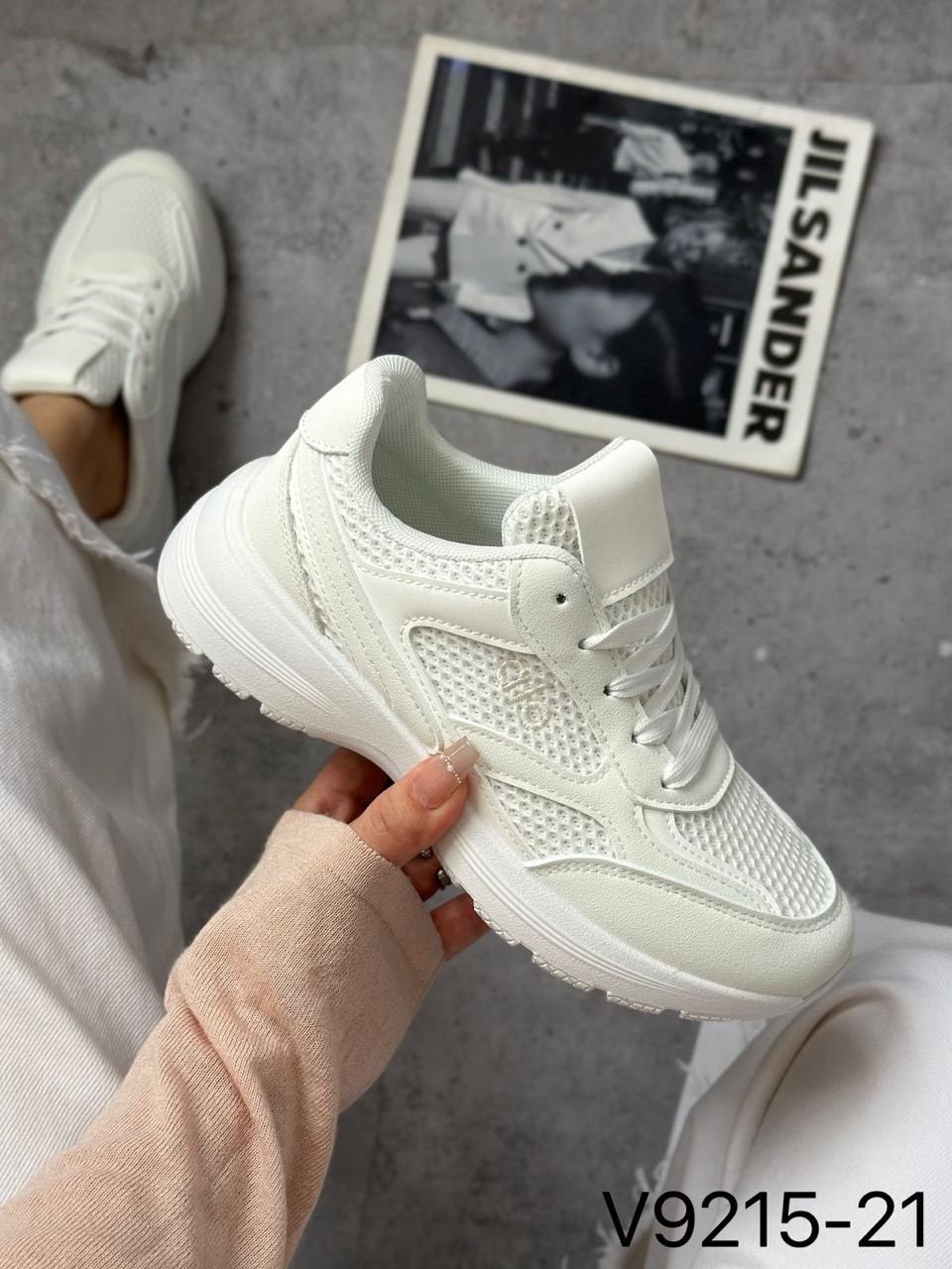 женские кроссовки,бежевые кроссовки,повседневные кроссовки,кроссовки для фитнеса,