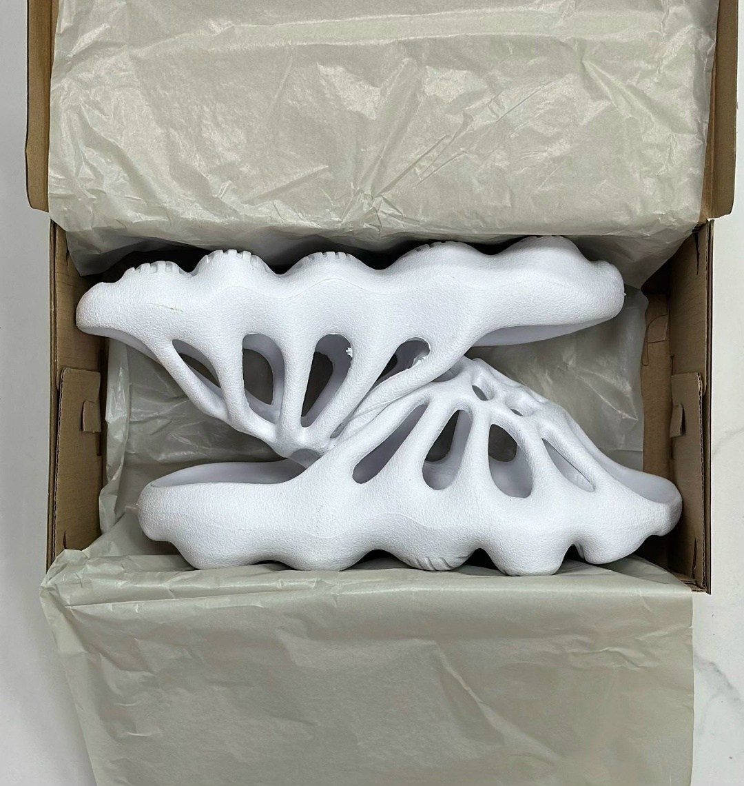 adidas yeezy foam runner,кроссовки adidas yeezy foam runner,adidas yeezy 450 slide,yeezy foam runner,adidas yeezy foam runner ararat size 9