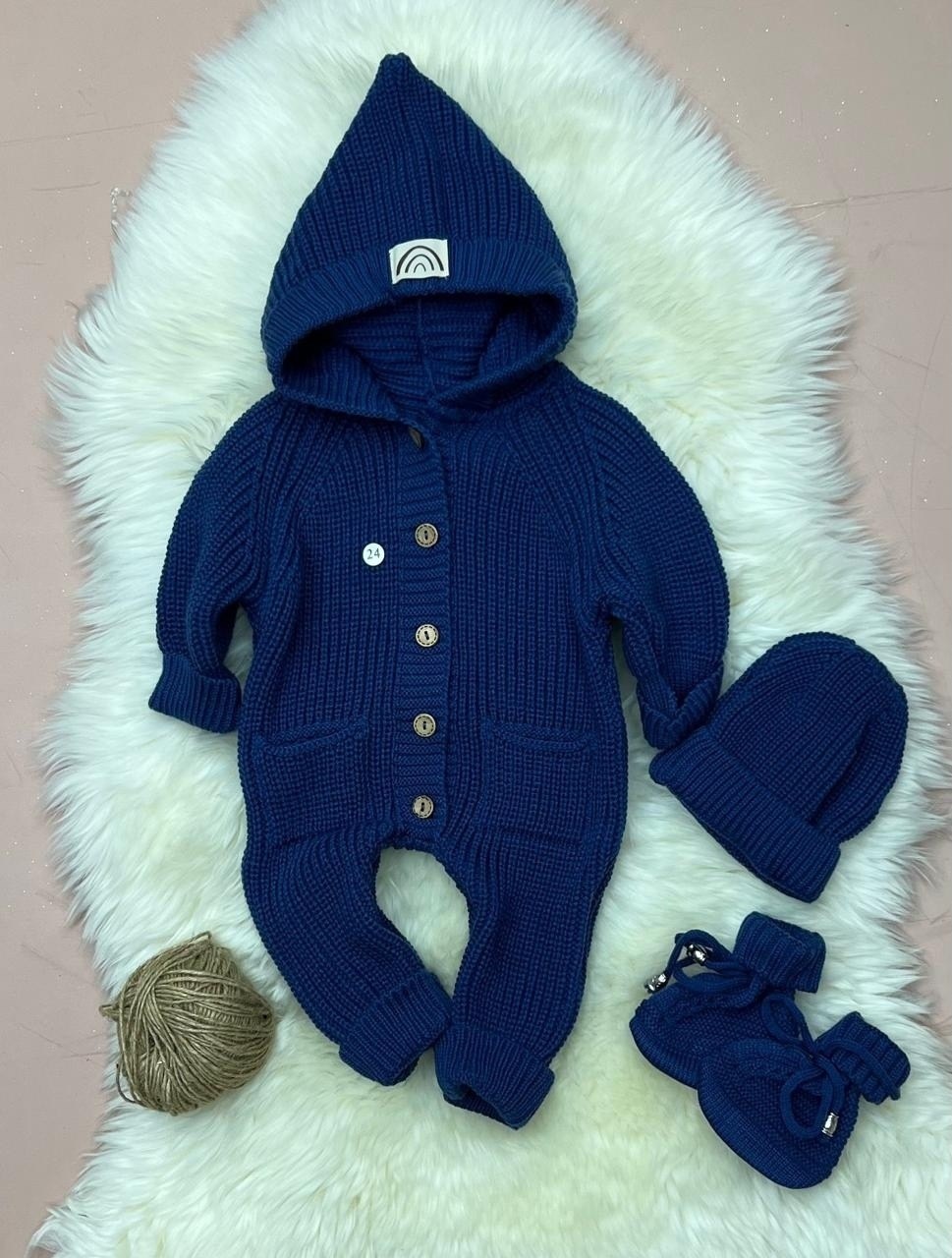 вязаный комбинезон для новорожденных с капюшоном,вязаные комбинезоны для новорожденных,вязаный комбинезон,комплект вязаный,комбинезон детский вязаный