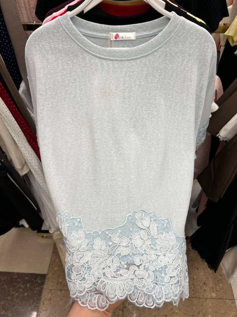 футболка с кружевами,женская кофта,кофта с кружевами,футболки для женщин,женская футболка