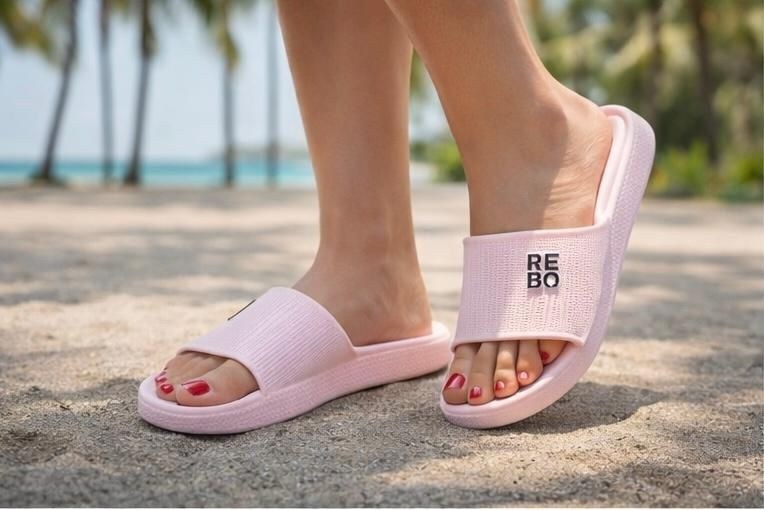 белые шлепанцы,женские шлепанцы,шлепанцы,женские шлепки,летние тапочки