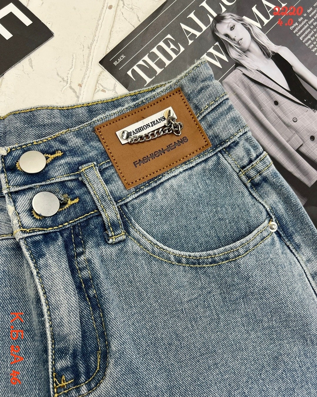 женские джинсы,стильные джинсы,джинсы короткие,голубые джинсы,джинсы штаны